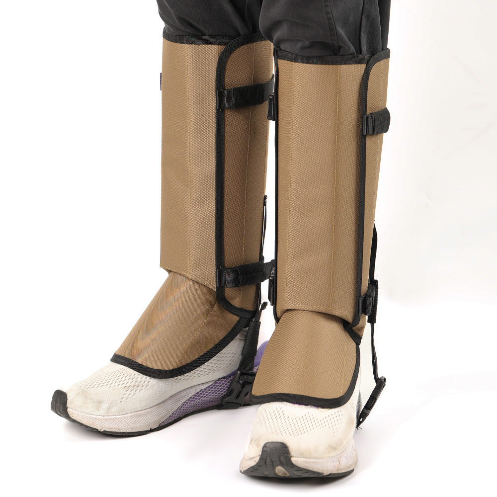 Outdoor snake-proof leg guards 